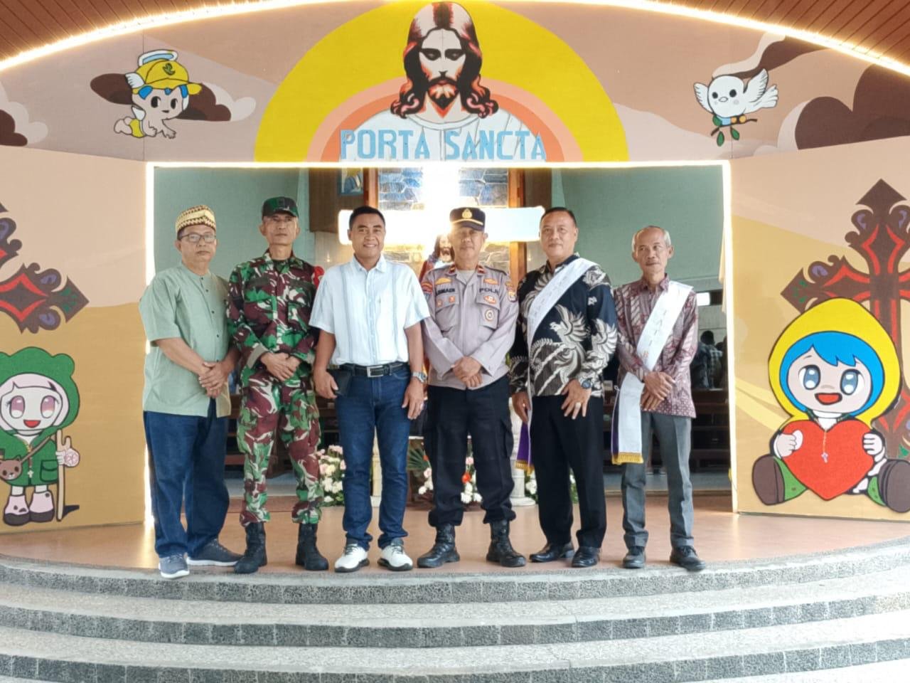 Ribuan Umat Kristiani Merayakan Malam Paskah di Pringsewu